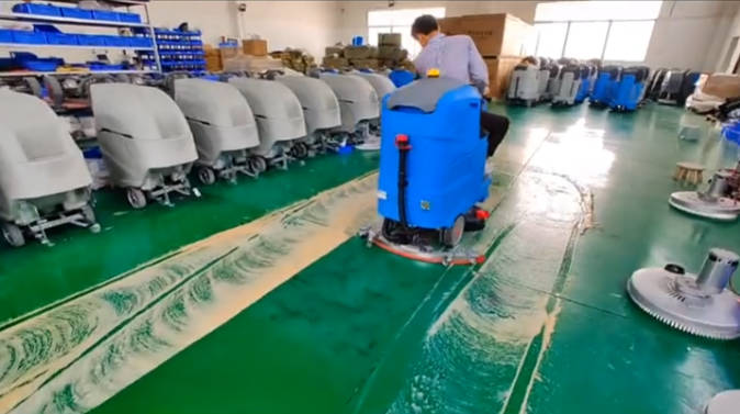 黔江2023年还在用人工的物业保洁不妨试试洗地机吧